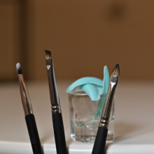 Lash lifting items