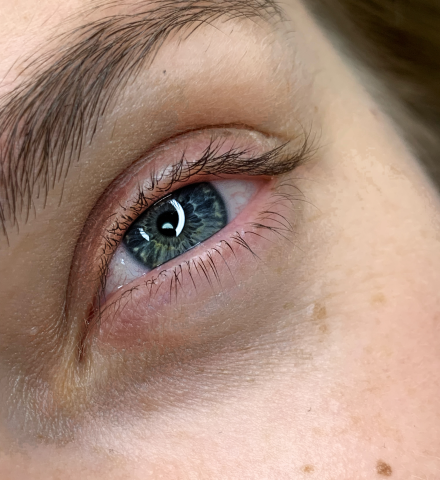 Lash lifting